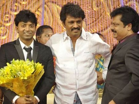 பாண்டியராஜன் மகன் திருமண வரவேற்பு- திரையுலகினர் வாழ்த்து