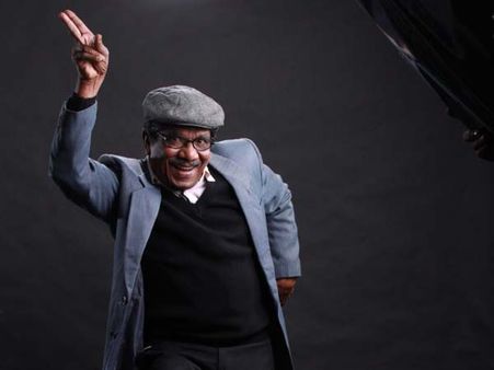 34 ஆண்டுகளுக்குப் பிறகு மீண்டும் ஹீரோவாக பாரதிராஜா