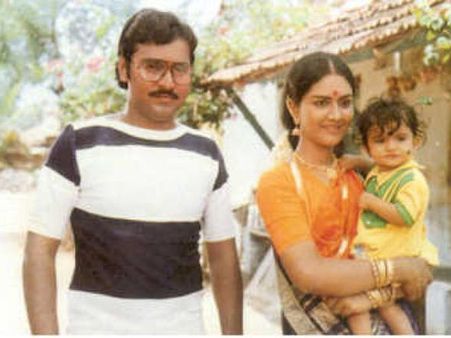 அக்காவை தேர்வு செய்துவிட்டு, தங்கையை ஜோடியாக்கிய பாக்யராஜ்! - ஒரு ப்ளாஷ்பேக்