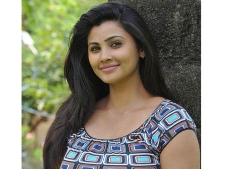 சல்மான் கான் பிறந்தநாளுக்கு சர்பிரைஸ் பரிசு கொடுக்கப் போகும் ஜெய் ஹோ நடிகை