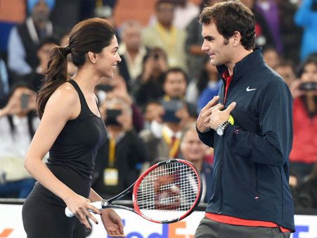 பறக்கும், பந்து பறக்கும், டொக்: பெடரருடன் டென்னிஸ் ஆடிய தீபிகா