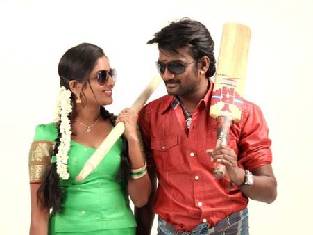 'மொக்கப்படம்’ மூலம் பாடகராகிறார் மா.கா.பா.ஆனந்த்!