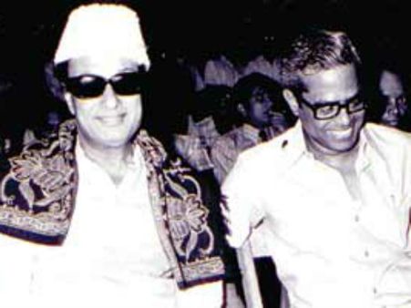 எம்ஜிஆரால் அறிமுகப்படுத்தப்பட்ட கே பாலச்சந்தர்!