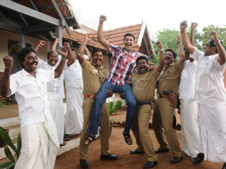 அருள்நிதியின் ‘நாலு போலீஸும் நல்லா இருந்த ஊரும்’ படத்திற்கு யு சான்றிதழ்