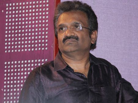 உள்நோக்கத்தோடு லிங்கா மற்றும் ரஜினி பற்றி படுமோசமாகப் பேசுகிறார் சிங்கார வேலன் - டி சிவா