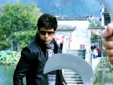 பின்னிட்டாரு விக்ரம்... வரலாறு காணாத டெக்னிக்கல் மிரட்டல்.. 'ஐ' பார்த்து ரசிகர்கள் மெர்சல்!