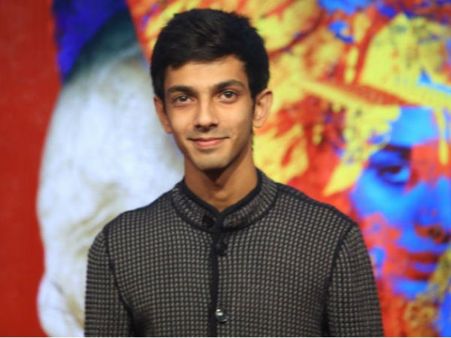 விஜய்யை அடுத்து அஜீத் படத்திற்கு ட்யூன் போடும் அனிருத்