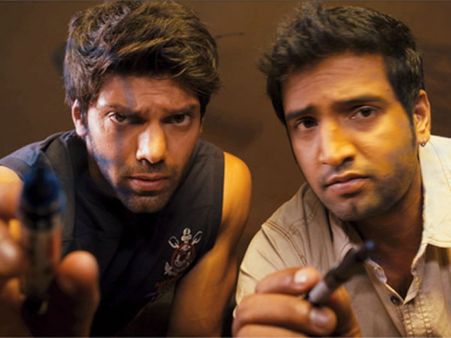 உண்ணாவிரதம் இருந்த ஆர்யா, சந்தானம் மாதிரி இருக்கணும்