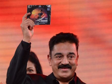 பாலச்சந்தரின் நிழலாய் அவர் விட்டுச் சென்ற பணிகளைத் தொடர்வேன்! - கமல்