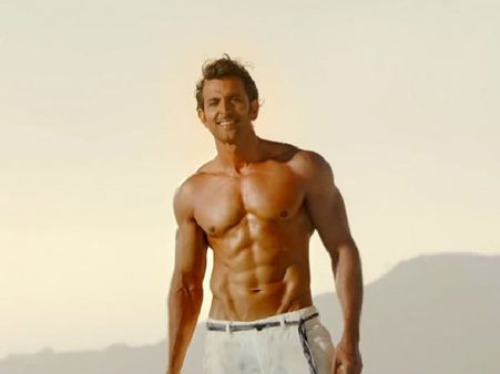 அமீர்கானைத் தொடர்ந்து நிர்வாண சர்ச்சையில் சிக்கிய ஹிருத்திக் ரோஷன்