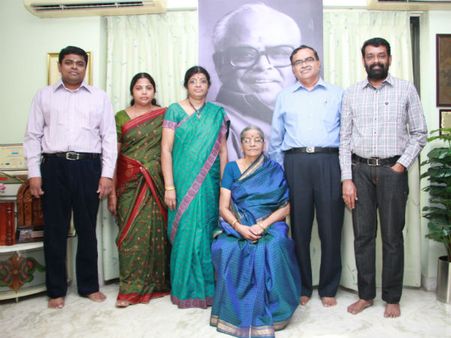 இயக்குநர் கே பாலச்சந்தர் பெயரில் அறக்கட்டளை.. ஆண்டு தோறும் சினிமா விருது