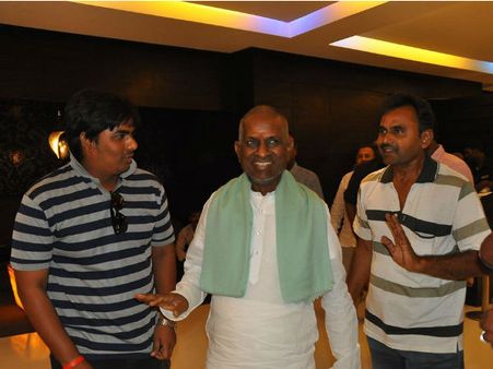 ருத்ரமாதேவி 3 டி ட்ரைலர்... இளையராஜா பாராட்டு!