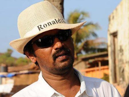 தடையை மீறி ஜேகே படத்தை வெளியிட்டதற்காக சேரன் மீது ஜெமினி நிறுவனம் வழக்கு