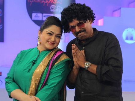 குஷ்புவும், வெங்கட்பிரபுவும்… 