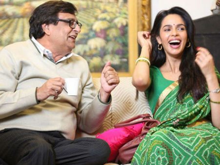 டர்ட்டி பாலிட்டிக்ஸ் பட இயக்குநர் மீது நடவடிக்கை : ராஜஸ்தான் அரசு உத்தரவு