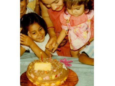 சின்ன வயது நினைவுகளோடு... 27வது பிறந்த நாளைக் கொண்டாடிய அனுஷ்கா சர்மா!