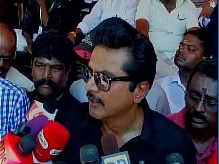 தயாரிப்பாளர்கள் கோரிக்கைக்கு டிஜிட்டல் நிறுவனங்கள் செவி சாய்க்க வேண்டும்: சரத்குமார்