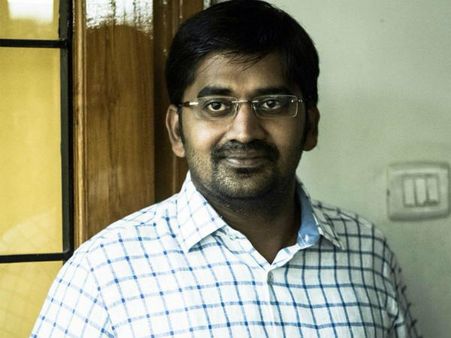 அட, அதுக்குள்ள 25 படங்கள் முடிச்சுட்டாரா கருணாகரன்!