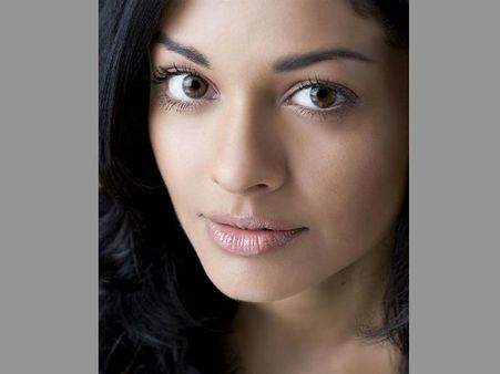 சமூக வலைதளங்களில் வேகமாப் பரவும் நடிகையின் ஆபாச வீடியோ