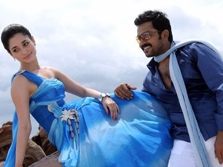 காஷ்மோராவுக்காக துபாய்க்குப் பறக்கும் தமன்னா - கார்த்தி!