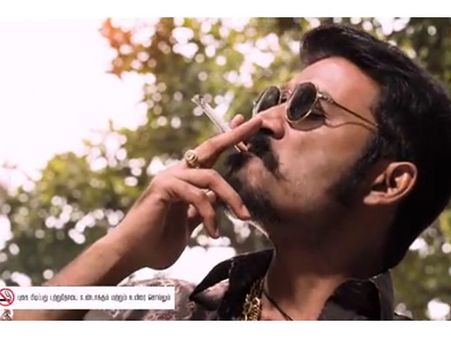 தொடர்ந்து தம் அடிப்பது போல காட்சியா... தனுஷிற்கு கிளம்பும் எதிர்ப்புகள்!