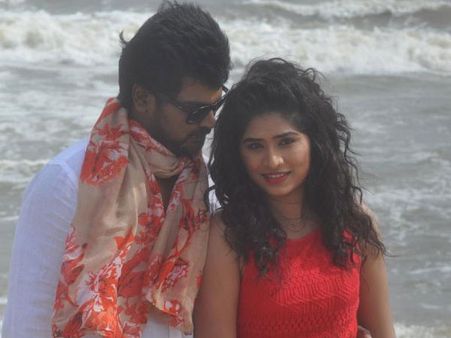 காதலுக்காக காவல் நிலையம் சென்ற இயக்குனர்