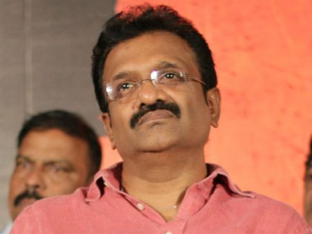 சினிமாவை அழிக்கும் நடிகர்கள்..! - தயாரிப்பாளர் டி.சிவா அதிரடிப் பேச்சு