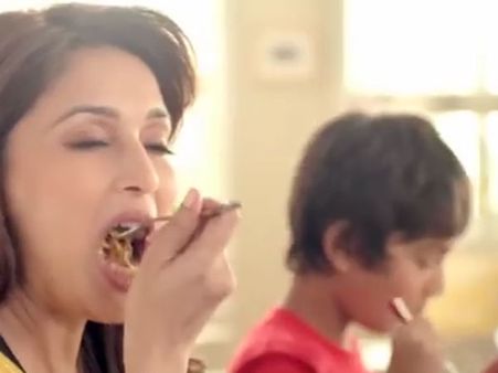 மேகி நூடுல்சில் நடித்த அத்தனை பேர் மீது எப்.ஐ.ஆர் போடுங்க... பீகார் கோர்ட் அதிரடி