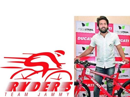 300 கிலோ மீட்டர் சர்வதேச சைக்கிள் போட்டி.. பங்கேற்கிறார் ஆர்யா!
