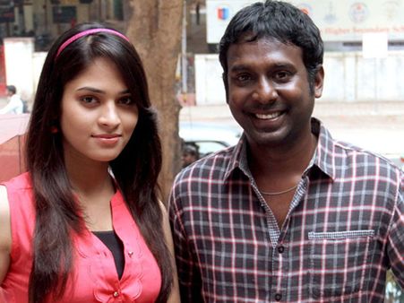 மின்னுவதெல்லாம் பெண்ணல்ல.. இதான் 'ஜிகினா'வின் கதை!