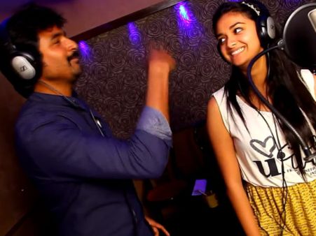 ‘என்னம்மா இப்டி ப(பி )ண்றீங்களேம்மா’...