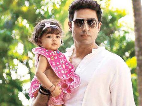 பொறுப்பான தந்தையாக செயல்படும் பாலிவுட் நட்சத்திரங்கள்