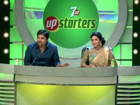 சன் டிவியில் அமலாபால்... டான்ஸ் நிகழ்ச்சியில் உற்சாக நடுவர்!!