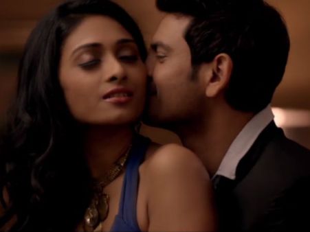 இணையத்தில் வைரலாகும் “ காலெண்டர் கேர்ள்ஸ்” டீசர்- மகிழ்ச்சியில் இயக்குநர் மதூர் பந்தர்கர்