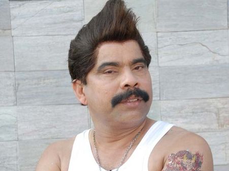 என் படத்தில் ரஜினியை இழிவுபடுத்தும்படி காட்சிகள் இல்லை! - சீனிவாசன்