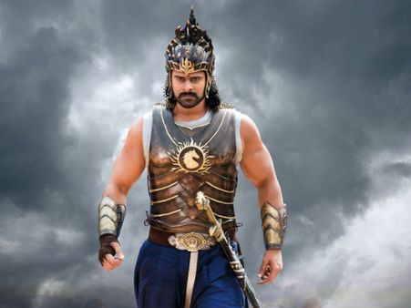 ஐந்தே நாட்களில் ரூ 200 கோடியைத் தாண்டிய முதல் படம் பாகுபலி!