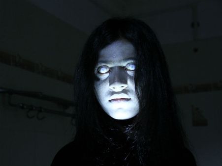 ஜாக்கிரதை... மறுபடியும் ஒரு பேய்ப் படம்!