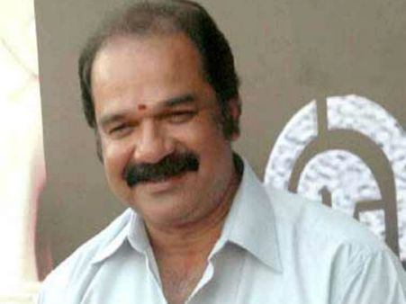 பாட்ஷா 2-ல் அஜீத் நடிப்பதாக வரும் செய்திகள் பொய்யானவை! - சுரேஷ் கிருஷ்ணா