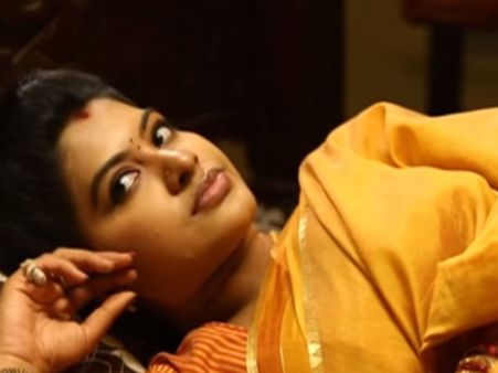 ஆபாசம், அருவெறுப்பின் உச்சம் தொட்டு ஷாக் கொடுத்த விஜய் டிவியின் சரவணன் மீனாட்சி!