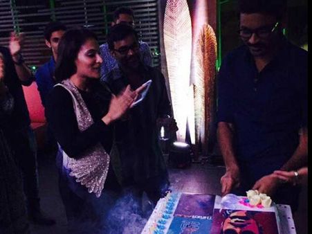 கலாம் மறைவு: நாடே துக்கத்தில் மூழ்கியிருக்க 