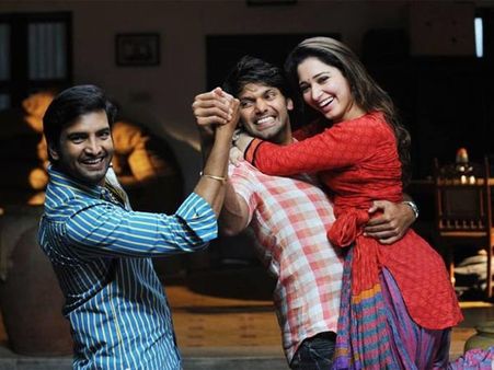 ஆர்யா, சந்தானம் நடித்த விஎஸ்ஓபிக்கு யு சான்றிதழ்!