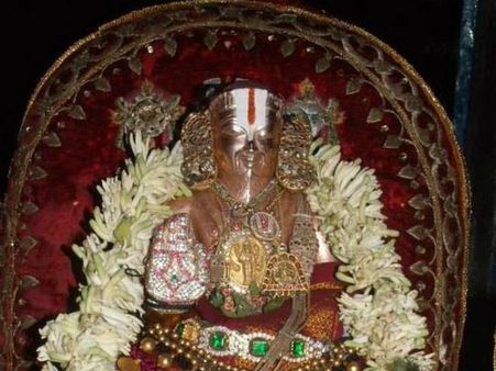 வீட்டிலேயே இறைவனை தரிசிக்க தினமொரு திவ்ய தேசம்