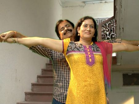 மச்சான் வாயேன் சேர்ந்து குடிக்கலாம்: சீரழிக்கும் டிவி சீரியல்கள்