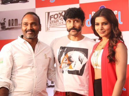 'எதுக்கு இந்த வீரப்பன் மீசை?' பதிலே சொல்லாமல் மழுப்பிய விக்ரம்!