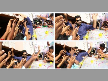 காசி தியேட்டரில் ரசிகர்களுடன் படம் பார்த்த சிம்பு... டிவிட்டரில் டிரெண்டானது!