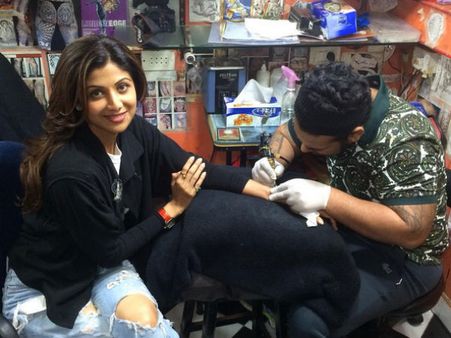 முதல் முறையாக பச்சை குத்திக் கொண்ட ஷில்பா ஷெட்டி