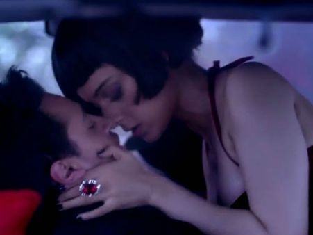 ஜி.வி. பிரகாஷ்லாம் எம்மாத்திரம்: ஒரு பாட்டுக்காக 24 மணிநேரம் லிப் டூ லிப் கொடுத்த இம்ரான், கங்கனா