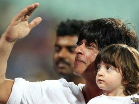 என் குழந்தைகள் தான் என்னோட தற்போதைய டீச்சர்ஸ்... ஷாரூக் பெருமிதம்