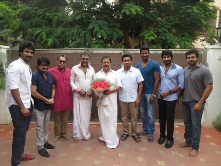 நடிகர் சங்கத் தேர்தல்: சூறாவளி பிரச்சாரத்தில் 'பாண்டவர் அணி!'