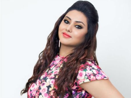 உடல் எடையைக் குறைத்தேன் வாய்ப்புகள் குவிகின்றன - நமீதா